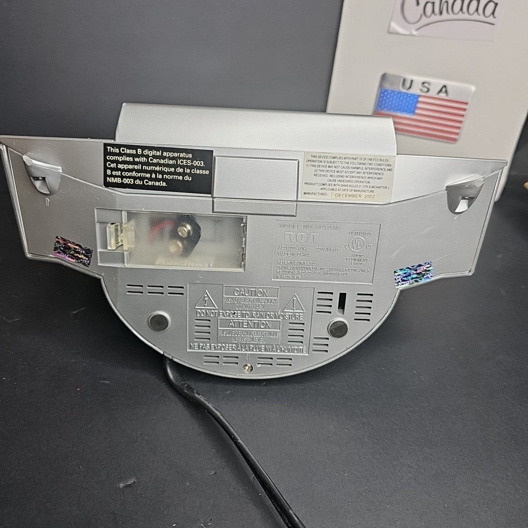RCA Stereo CD Player Digital AM/FM Tuning Clock Radio RP3755 VTG CD Doesn't Spin