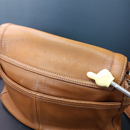 Tignanello Leather Brown Hobo Handbag Magnetic Zip Close Purse With Defects CN