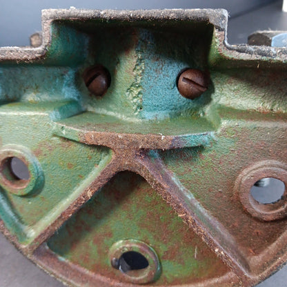 Vintage Littlestown HDWE & FDRY No. 52 Bench Top Pipe Clamp Table Mount USA