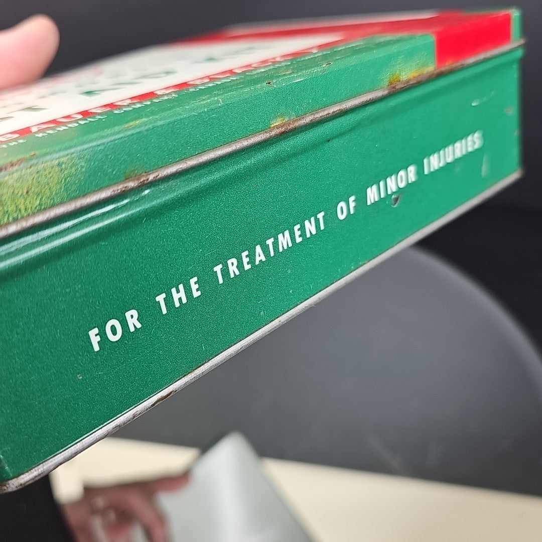 Vintage CURITY Automobile First Aid Kit Bauer & Black Near Completely Full WOW!