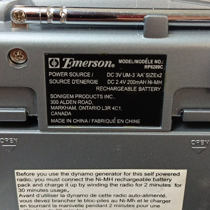 Emerson Dynamo Hand Wind Or Batteries Emergency Radio With Light READ