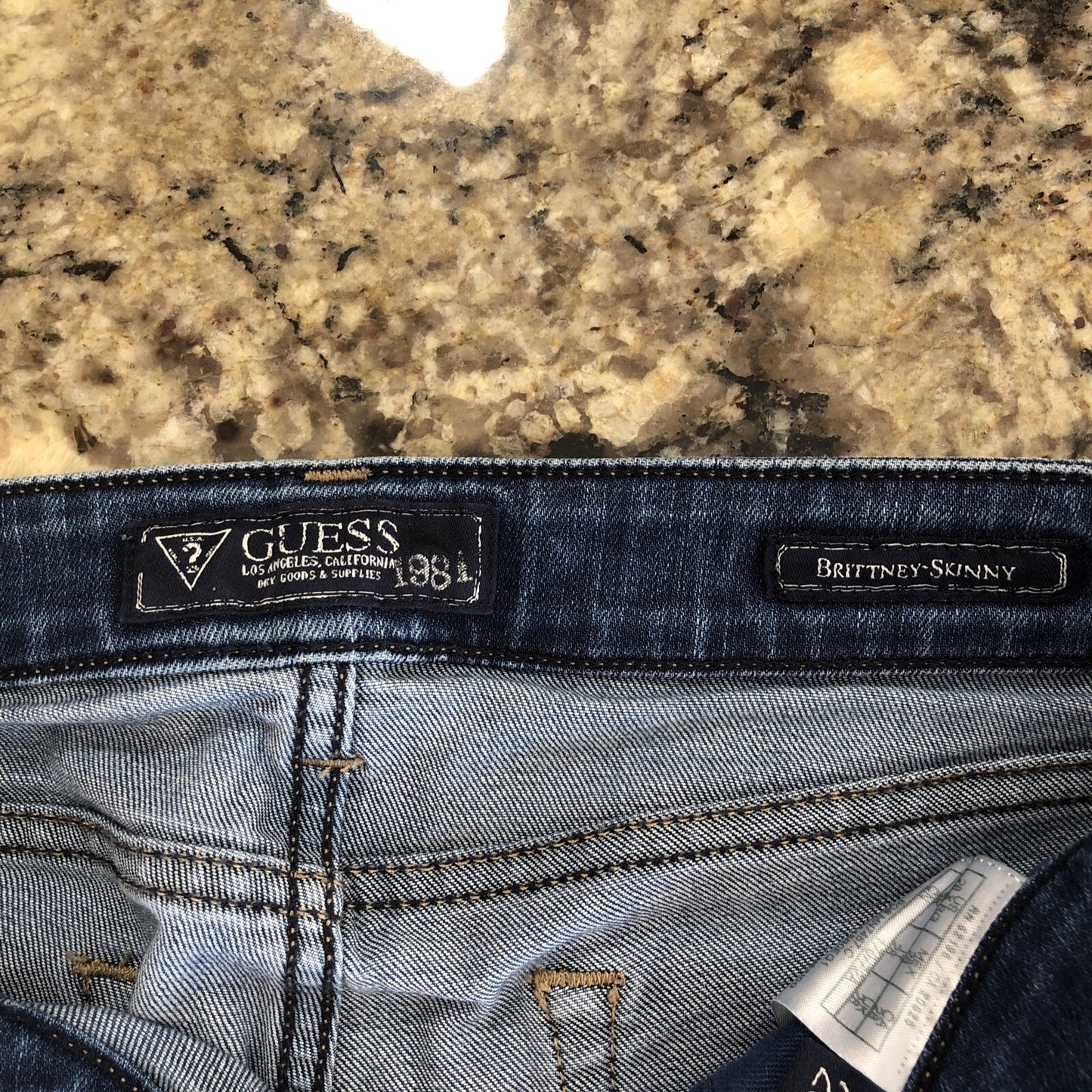 Size 28 X 30.5 Guess 1981 Womens Jeans Brittney Skinny Blue MX