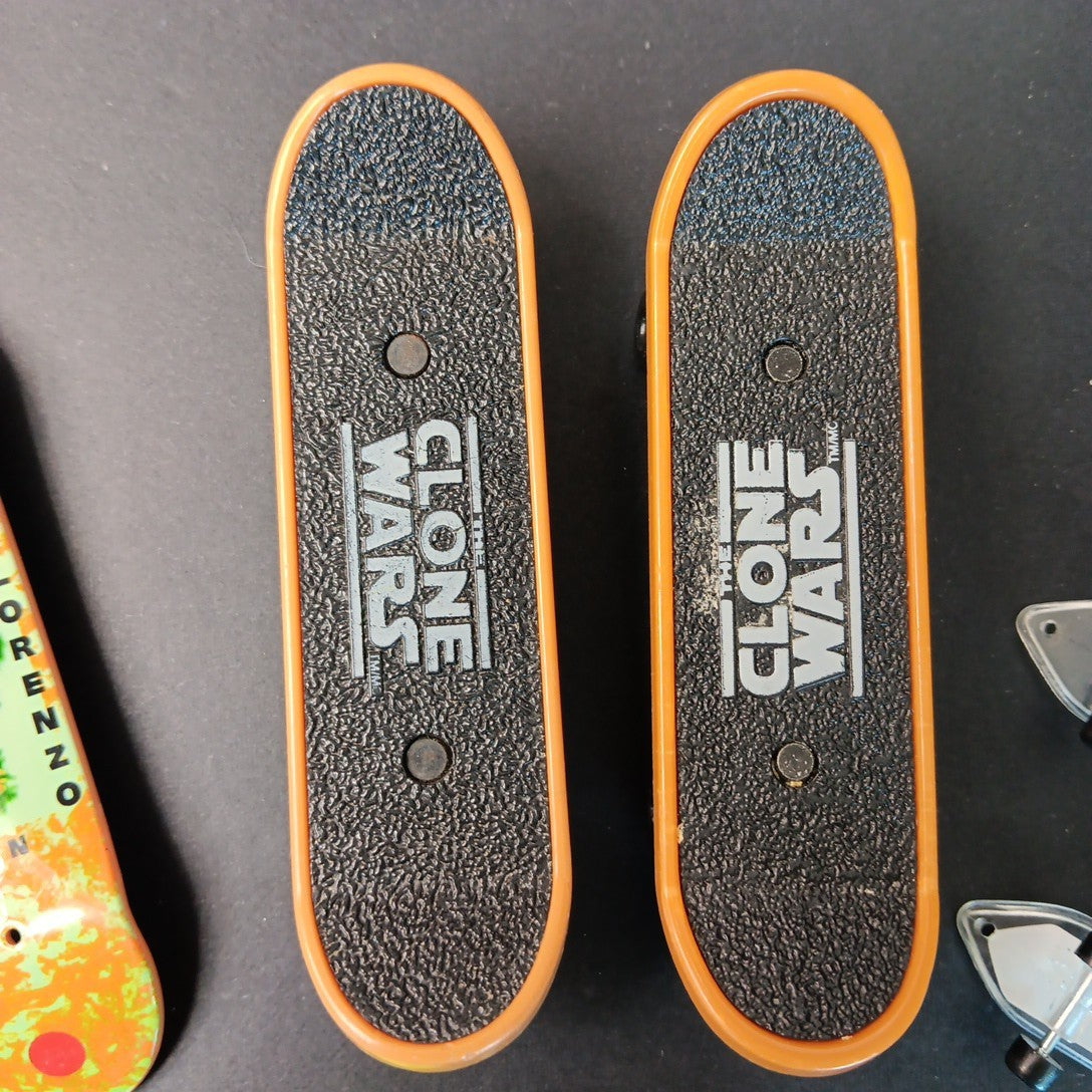 Finger Boards As Shown. 3pcs Tech Deck, 2pcs Star Wars. See Photos. Total 9pcs