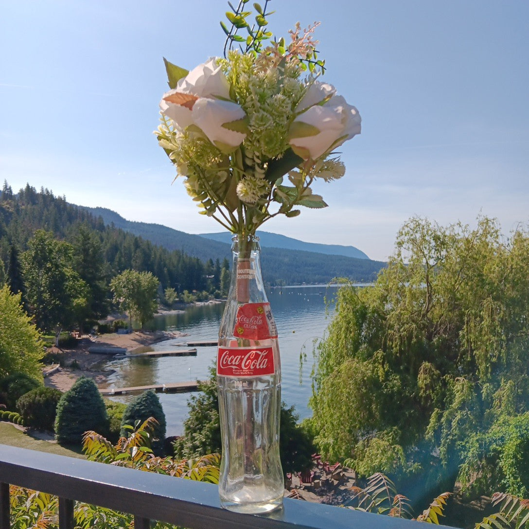 Vintage 1987 Coca Cola Canadian Bottle Buffalo Caps Sticker 300ml Canada ACL
