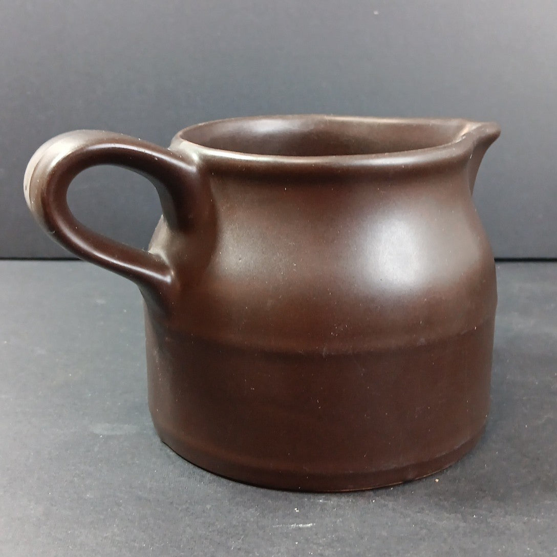 KILN CRAFT Creamer Or Gravy Boat Dark Brown Made in England 6in X 3.5in