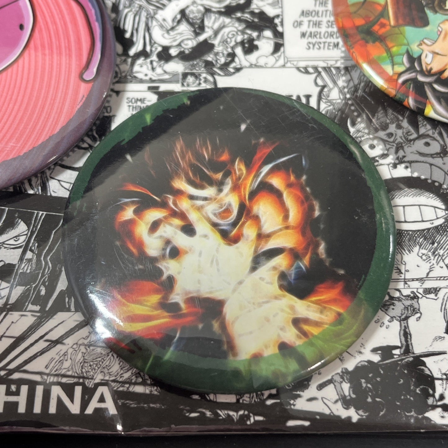 Anime Button 4pc Set Bad Bunz 5.6cm Assorted Characters NEW Sealed Package CN