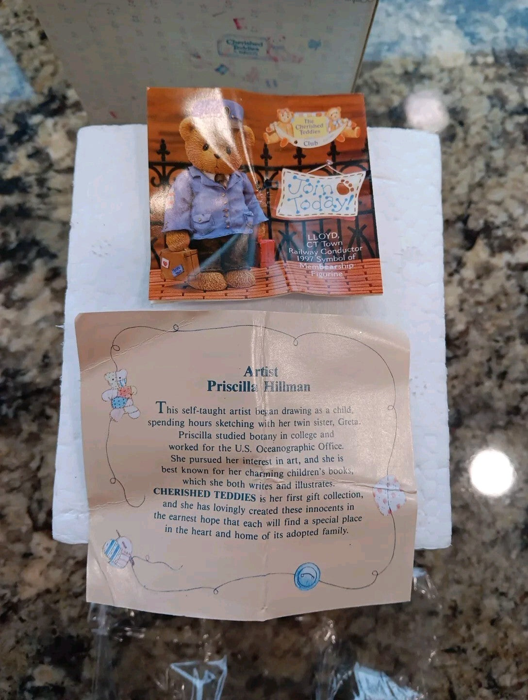 Cherished Teddies Enesco 1997 Kris #272140 "Up On The Rooftop" Vintage BOX CERT