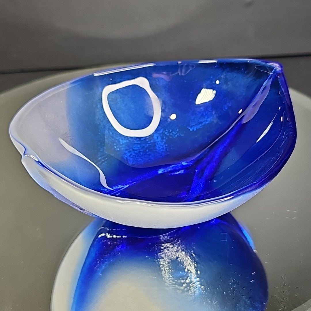 Mats Jonasson Hand Blown Glass Cobalt Blue White Dish Bowl Signed Nautical Ship