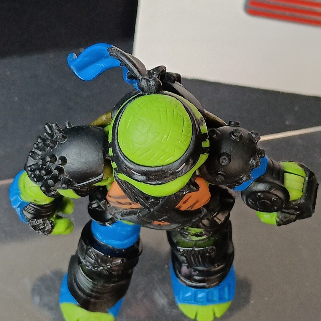 TMNT Teenage Mutant Ninja Turtles Super Shredder Ninja Leo 2016 Figure