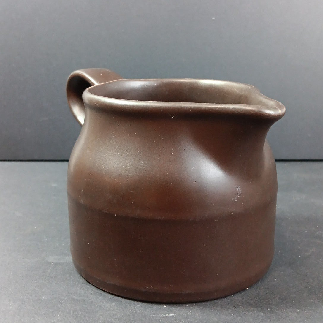 KILN CRAFT Creamer Or Gravy Boat Dark Brown Made in England 6in X 3.5in