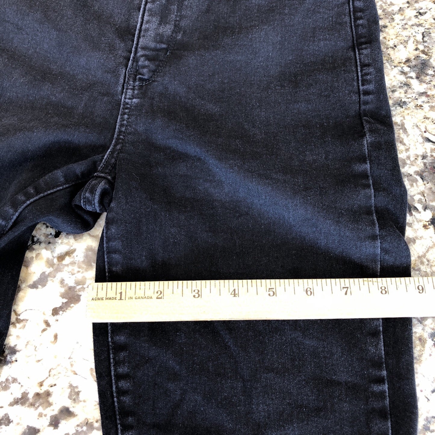 Size 27 Signature Levi Strauss Women’s Jeans Shaping High Rise Super Skinny CN