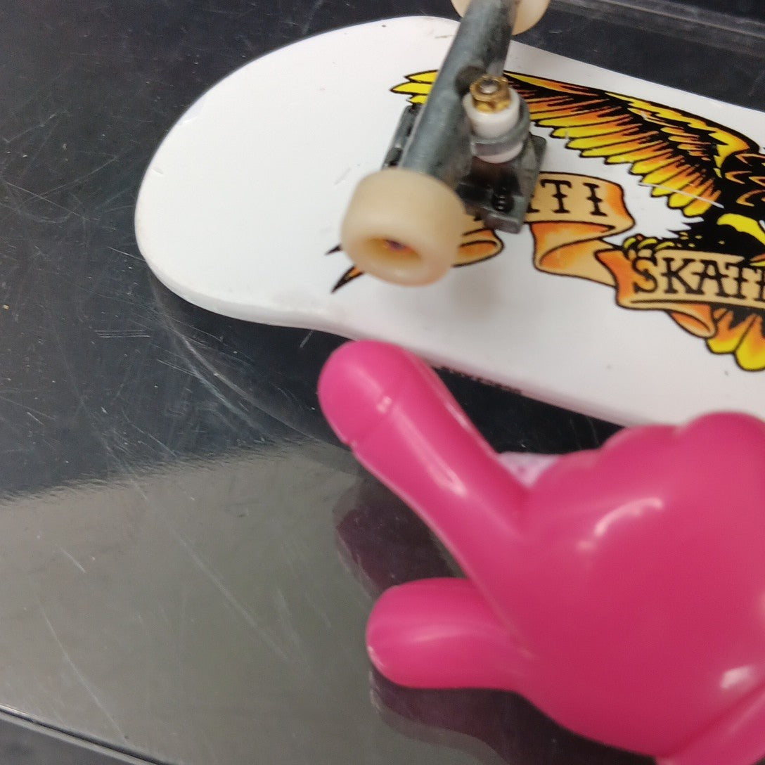 Rare Tech Deck Antihero Skateboard White Series 8 Classic Eagle Fingerboard