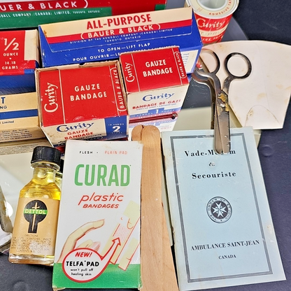 Vintage CURITY Automobile First Aid Kit Bauer & Black Near Completely Full WOW!