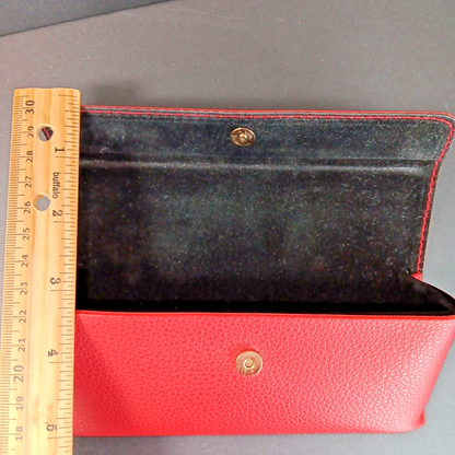 GUESS Red Case for Eyeglasses Sunglasses Faux Leather New Authentic