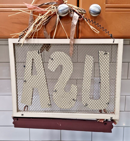 USA Folk Art Sign My Country Home Wooden Decor With Metal Spiral Hanger CN