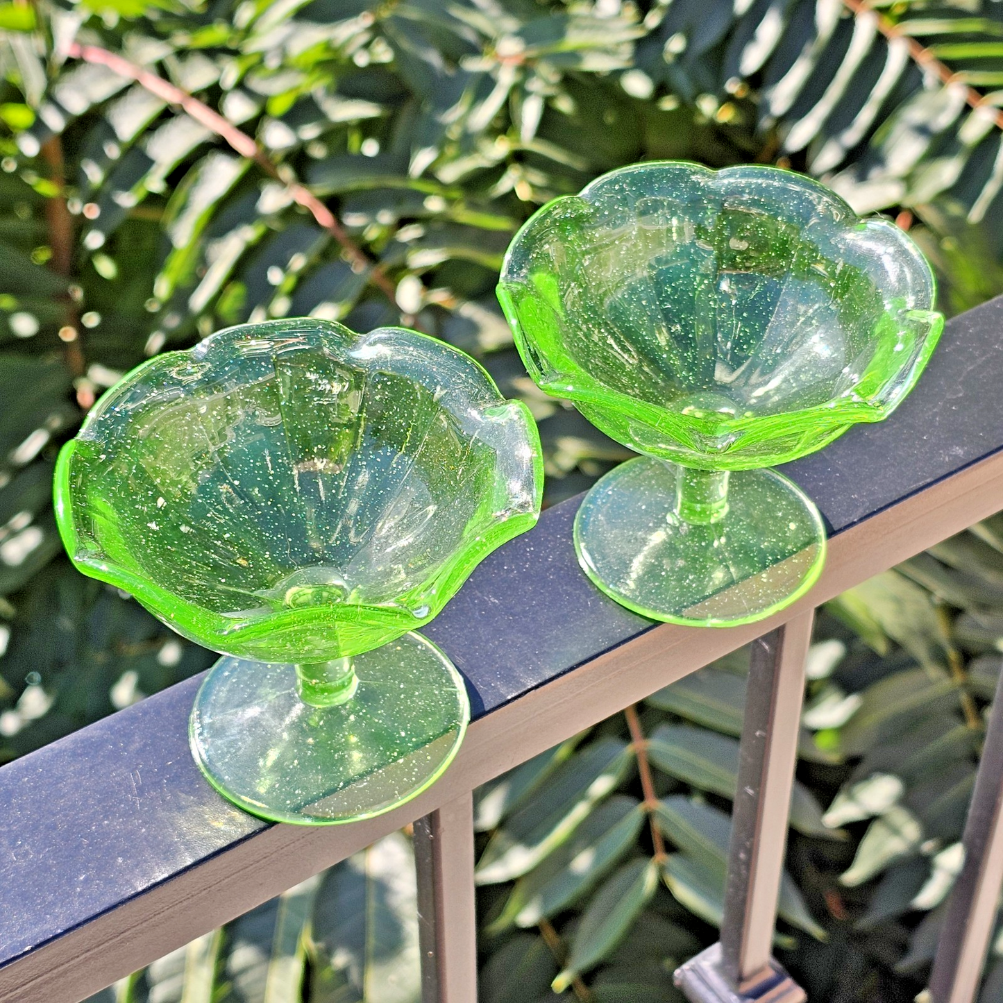 Uranium Depression Glass Green Glowing Sherbet Cup 2pcs Geiger Test Wow Bubbles!