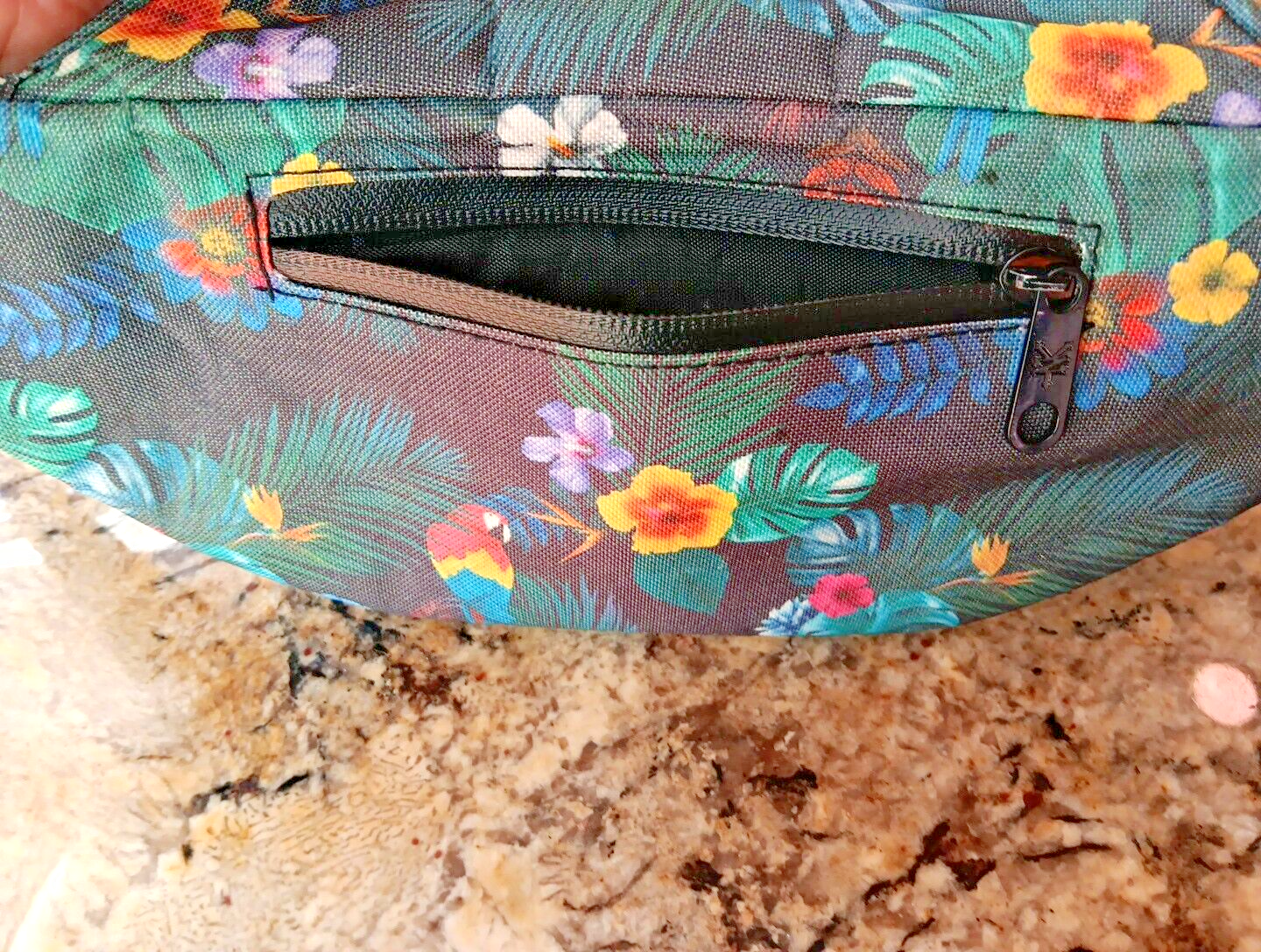 Zoo York Fanny Pack Bag Satchel Hidden Pocket Flowers Men Women Belt Bag CN