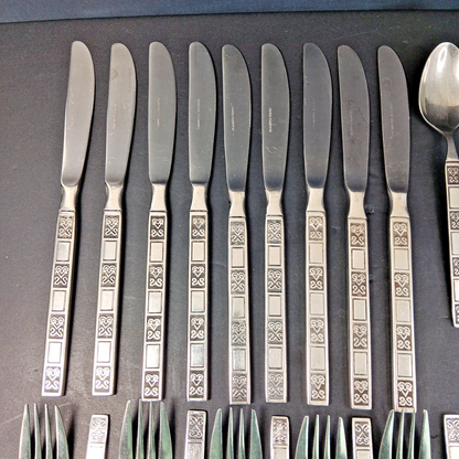 27pc Wm Rogers SCROLLS Flatware Stainless Steel Fork Spoon Knife Japan Korea VTG