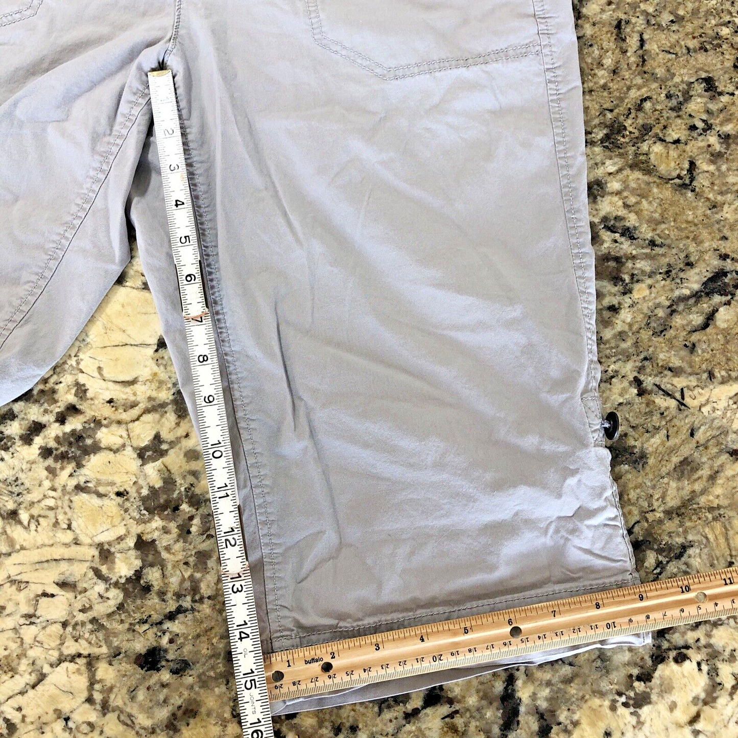 Size 12 X 13 DNKY JEANS Womens Shorts Cargo Pocket Grey Roll Up Hem Grey BD