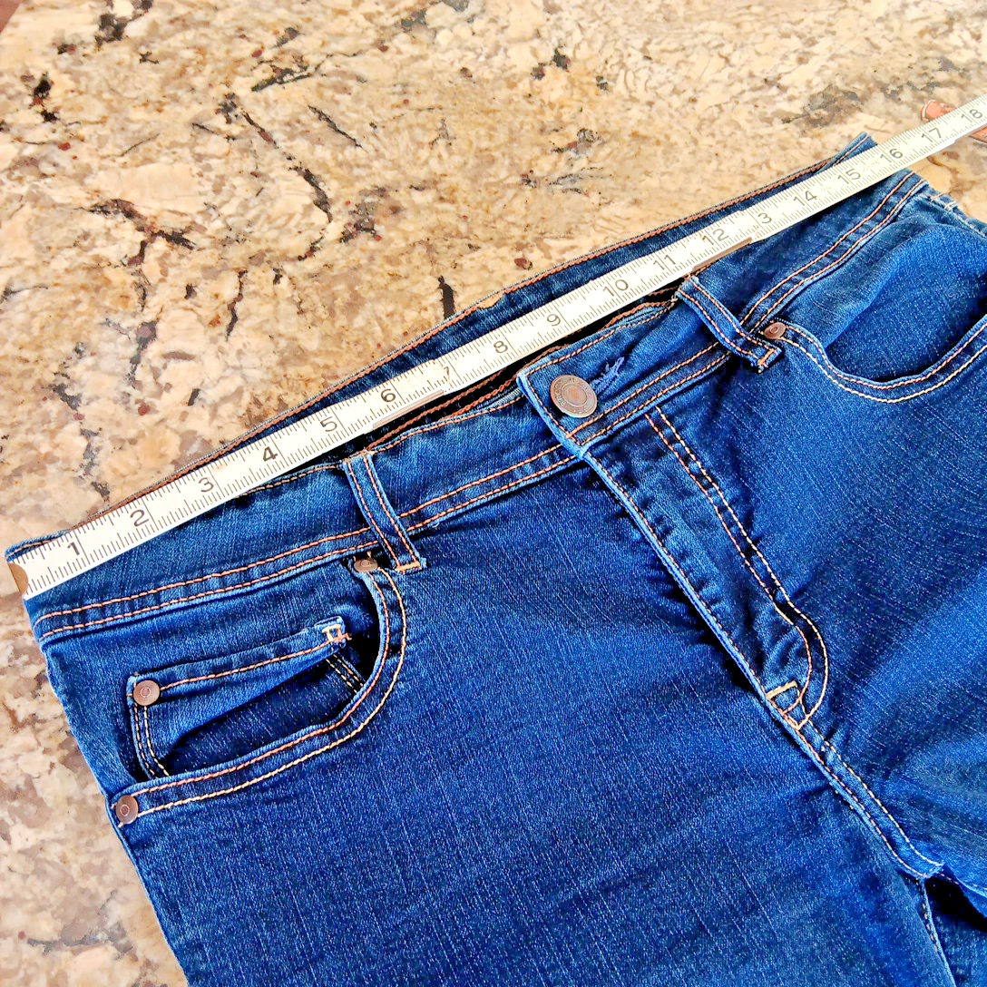 30 X 31 Brody Women's Blue Jeans Mid Rise Stretch Made In Bangladesh Very Good