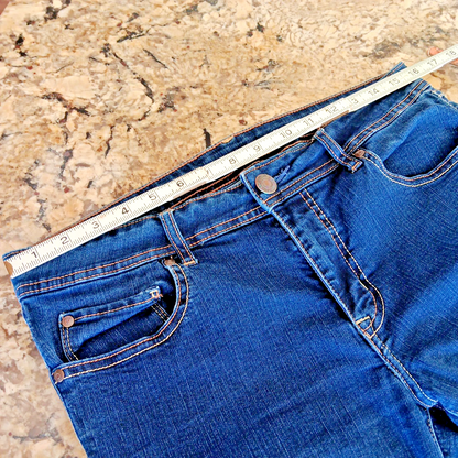 30 X 31 Brody Women's Blue Jeans Mid Rise Stretch Made In Bangladesh Very Good