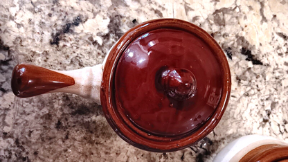 Set of 2 Vintage French Onion Soup Handled Bowls with Lids Brown Tan Good Cond X