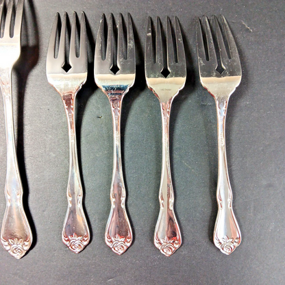 7 Oneida Forks ARBOR ROSE TRUE ROSE Stainless Dinner Salad Lot 9-13 Vietnam