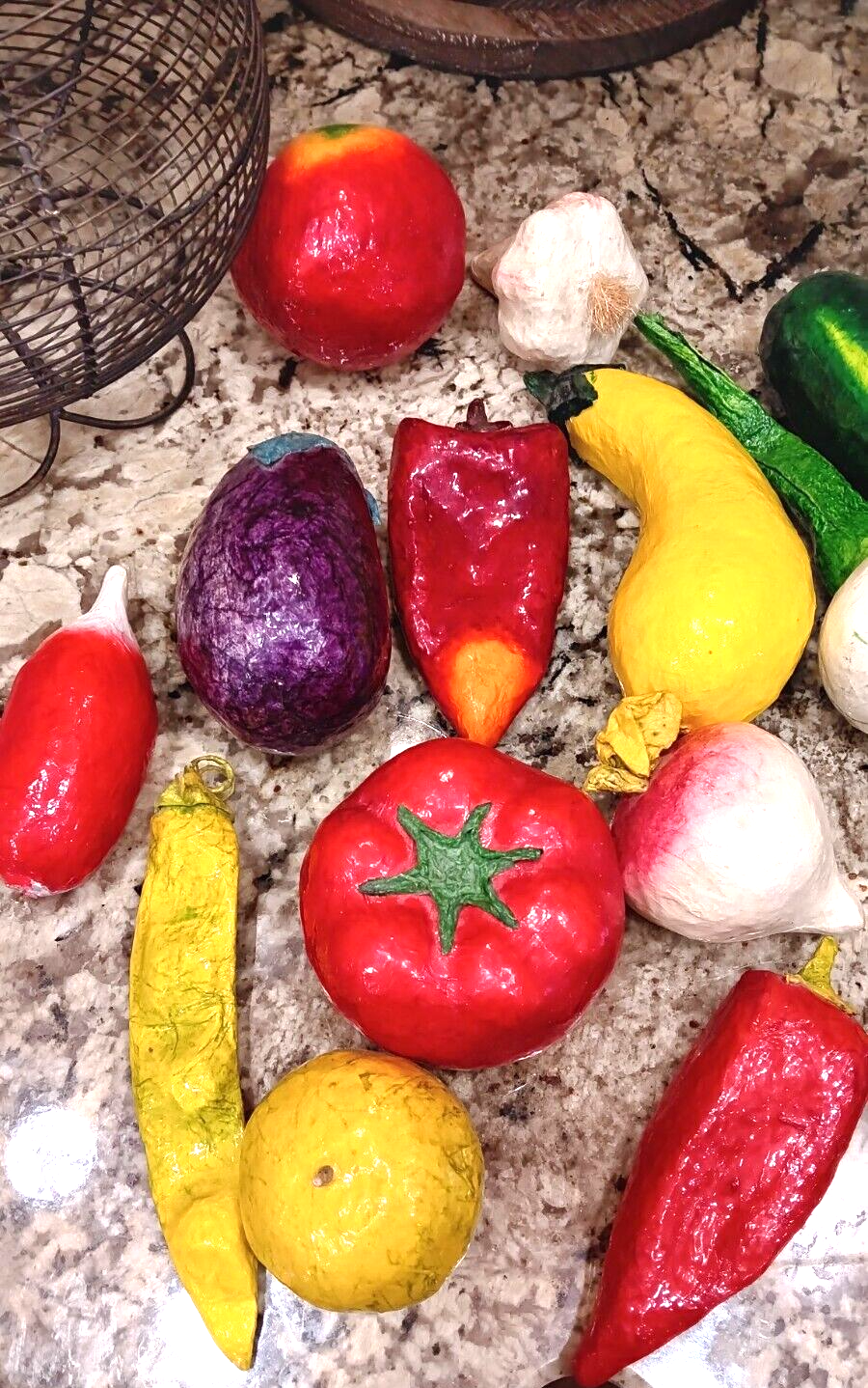 Fruit Bowl Centerpiece WITH 16 Decorative Fruit