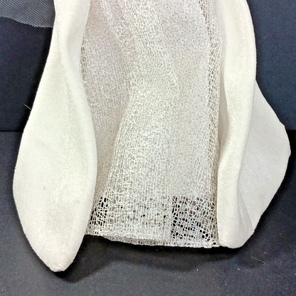 Rare 2003 Winter Fantasy Barbie MATTEL White Velvet Fur Coat Silver HOLIDAY X