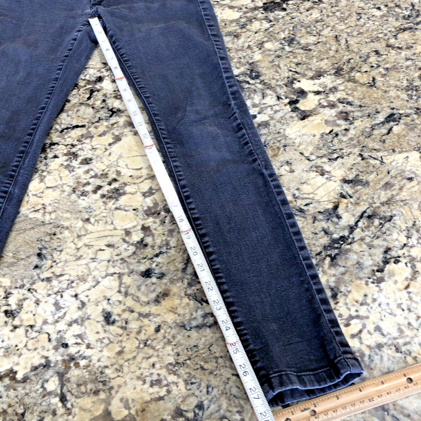 Size 6 X 27.5 Cherokee Womens Jeans Skinny Stretchy Black BD