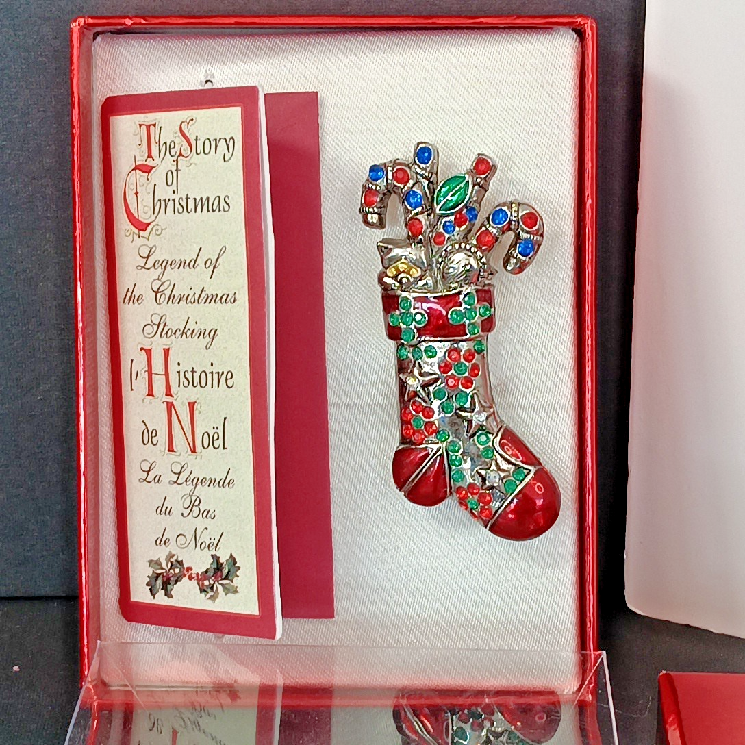 Brooch Christmas Stocking Candy Canes Design With Original Box Leaflet CN