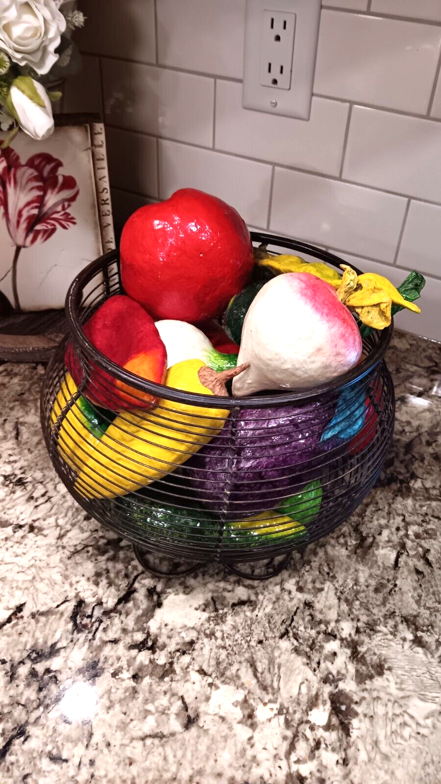 Fruit Bowl Centerpiece WITH 16 Decorative Fruit