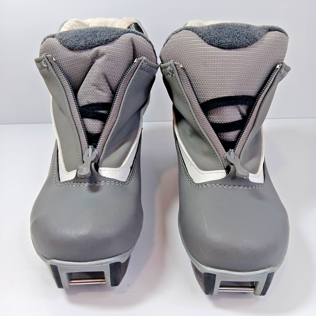 Size 5 Salomon Siam 7 Pilot Women's Ski Snowboard Boots Thinsulate Clean