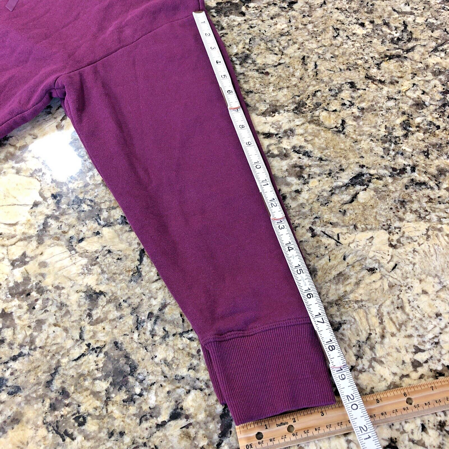 Size XXL Reebok Womens Hoodie Sweater Purple Kangaroo Pocket Zipper Pocket CN