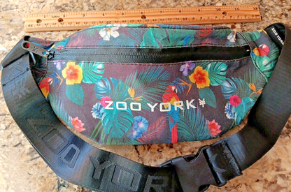 Zoo York Fanny Pack Bag Satchel Hidden Pocket Flowers Men Women Belt Bag CN