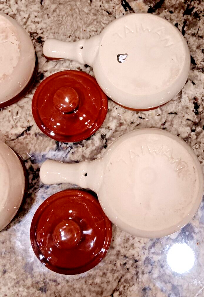 Vintage Set Of 4 Ceramic Onion Soup Bowls With Lids And Handle, Made In Taiwan