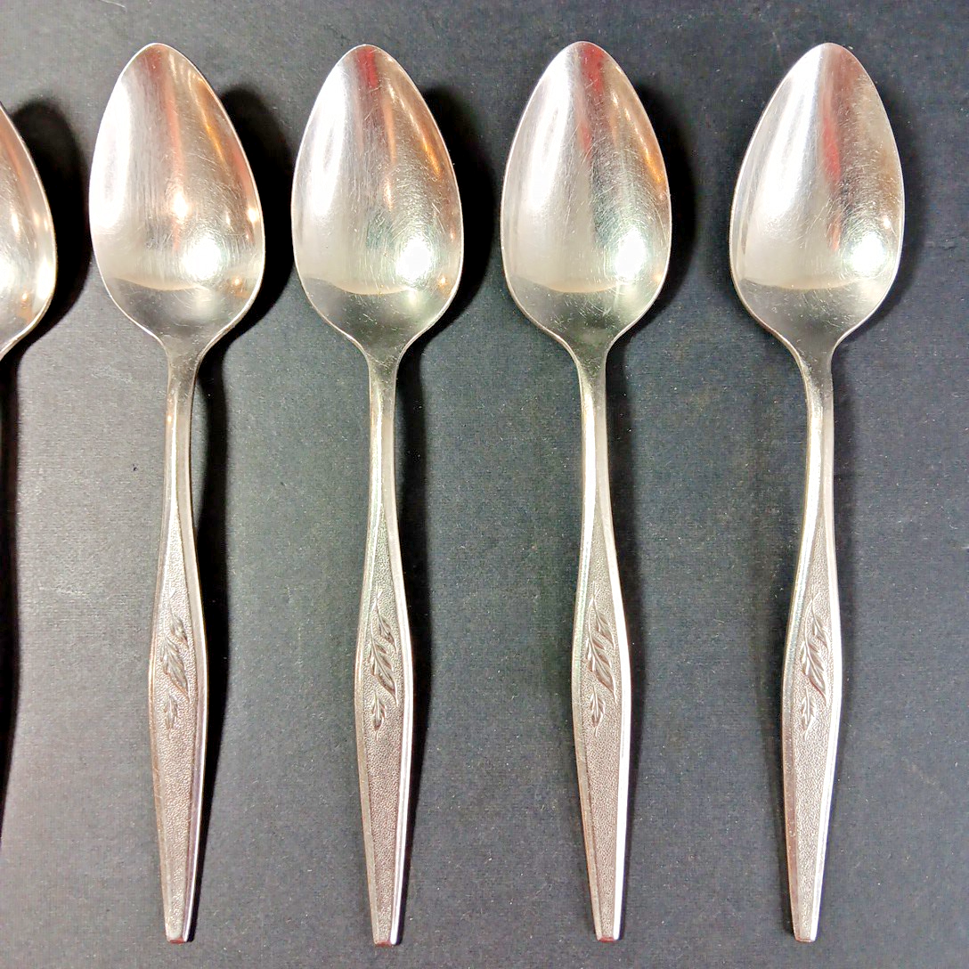 5 X ONEIDA Spoons Community Woodmere Stainless Steel Spoons 6 Inch