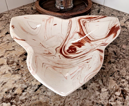 1982 Vintage Handmade Fruit Plate Bowl In Unique Design Excellent Condition  X