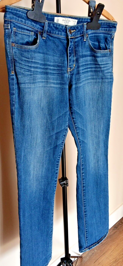 Abercrombie & Fitch Women's Jeans 10R 30W 33L Bootcut Blue Soft CN