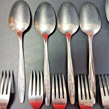 14x Rogers & Bro Radiant Rose RG36 Cutlery Knive Spoon Fork Stainless Canada