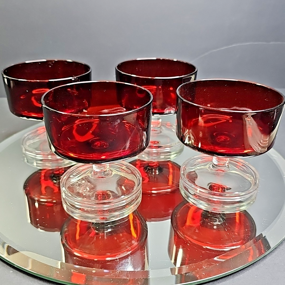 Ruby Red Cavalier Stem Glass 4pcs Dessert Bowls From Luminarc France