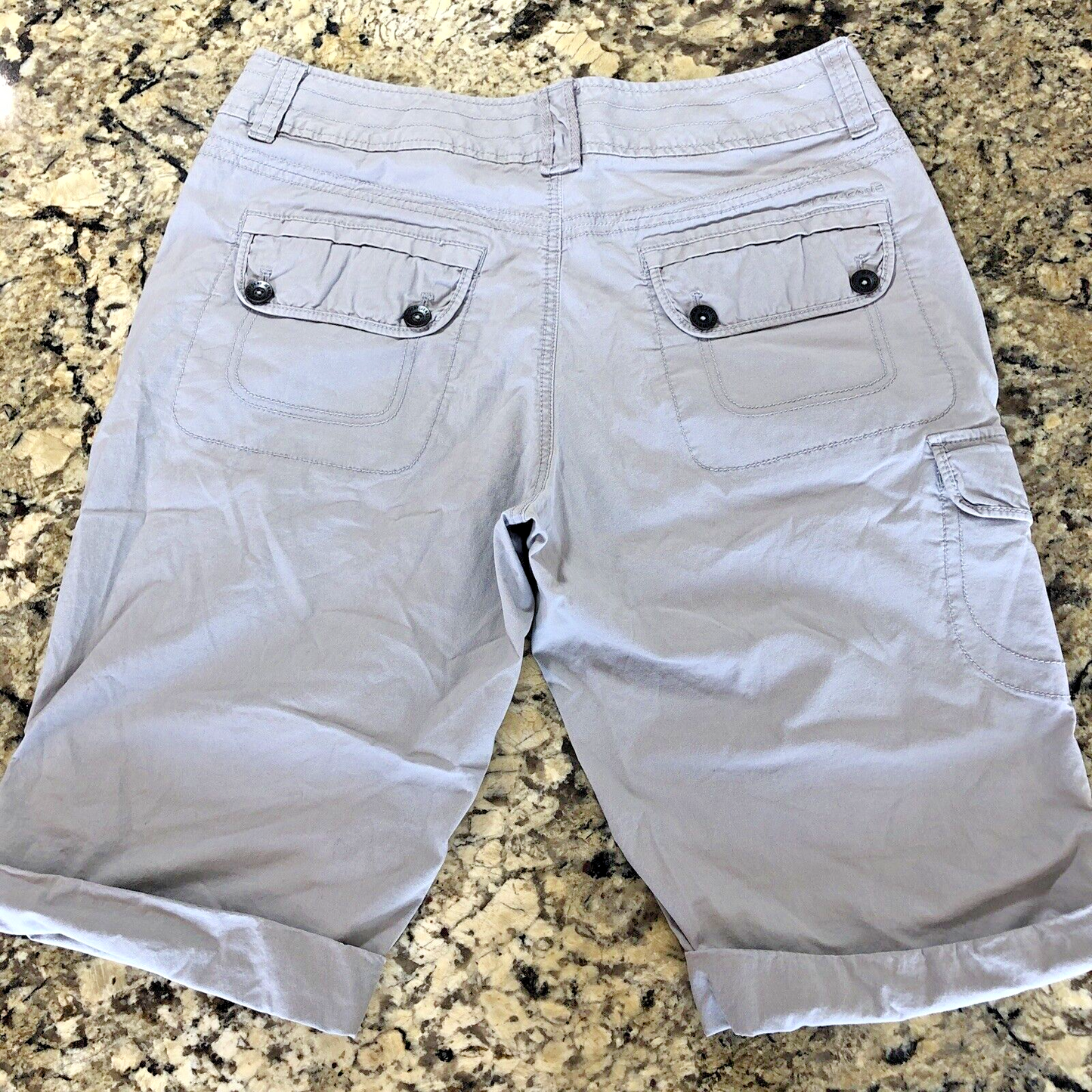 Size 12 X 13 DNKY JEANS Womens Shorts Cargo Pocket Grey Roll Up Hem Grey BD