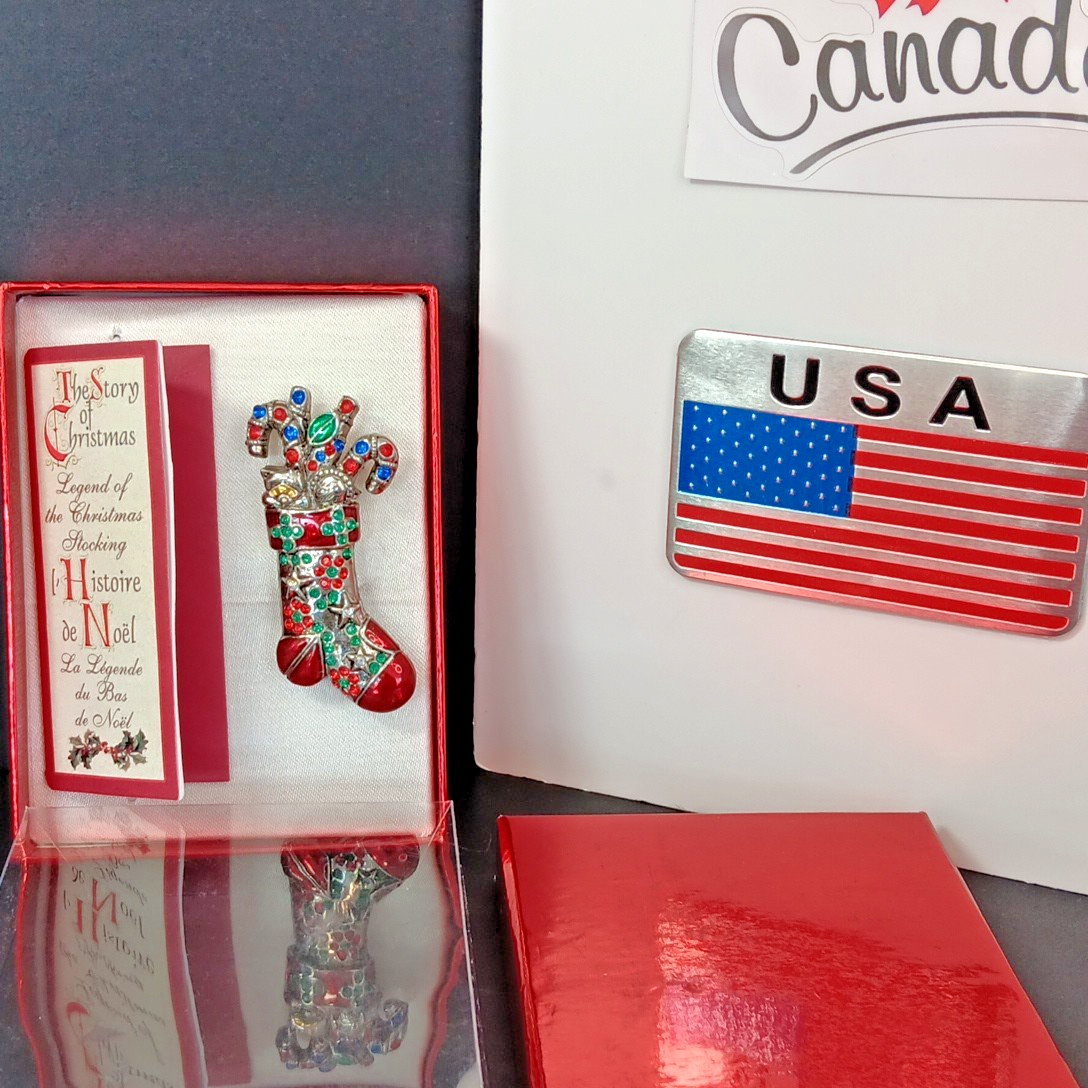 Brooch Christmas Stocking Candy Canes Design With Original Box Leaflet CN
