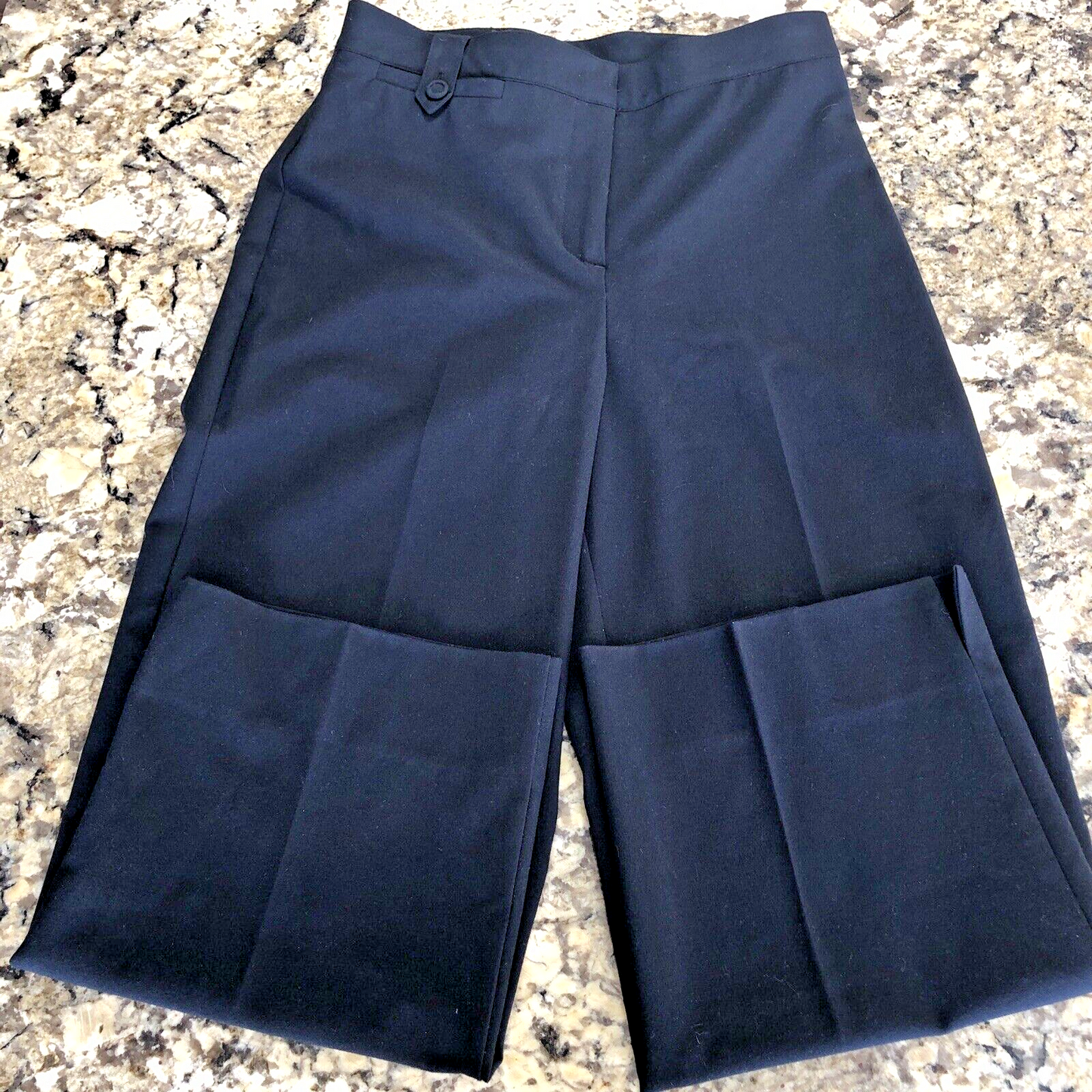 Size 2 X 24 Denver Hayes Womens Pants Crop Business Casual Travel  Black CN
