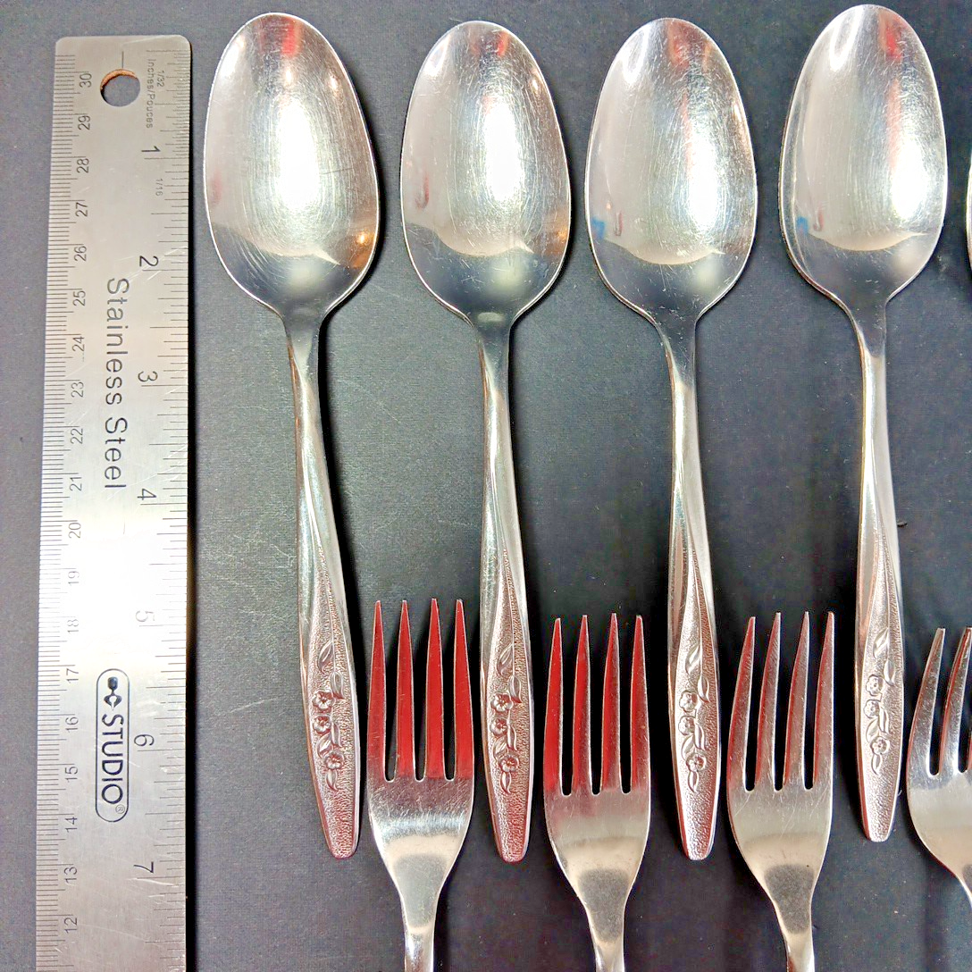14x Rogers & Bro Radiant Rose RG36 Cutlery Knive Spoon Fork Stainless Canada