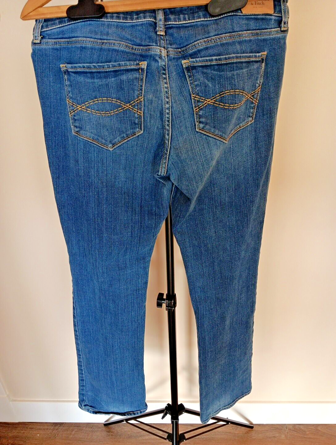Abercrombie & Fitch Women's Jeans 10R 30W 33L Bootcut Blue Soft CN