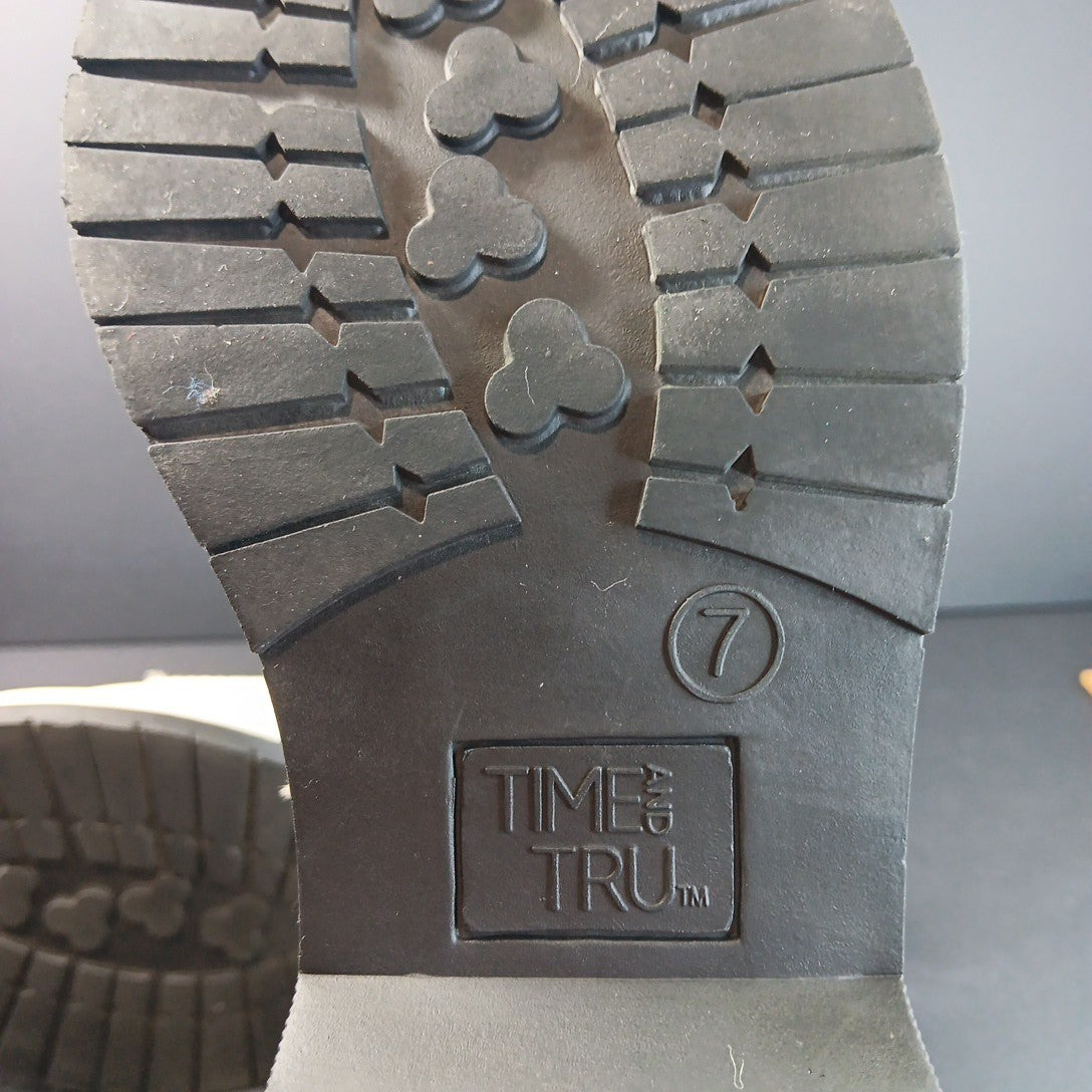 Size 7 Women's Time & TRU Lug Combat Boot, White, Lace + Zip Up Punk Goth CN