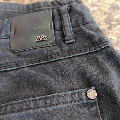 Size 32 X 31  Zara Black Skinny Mid Rise Jeans Women's Made In Turkey