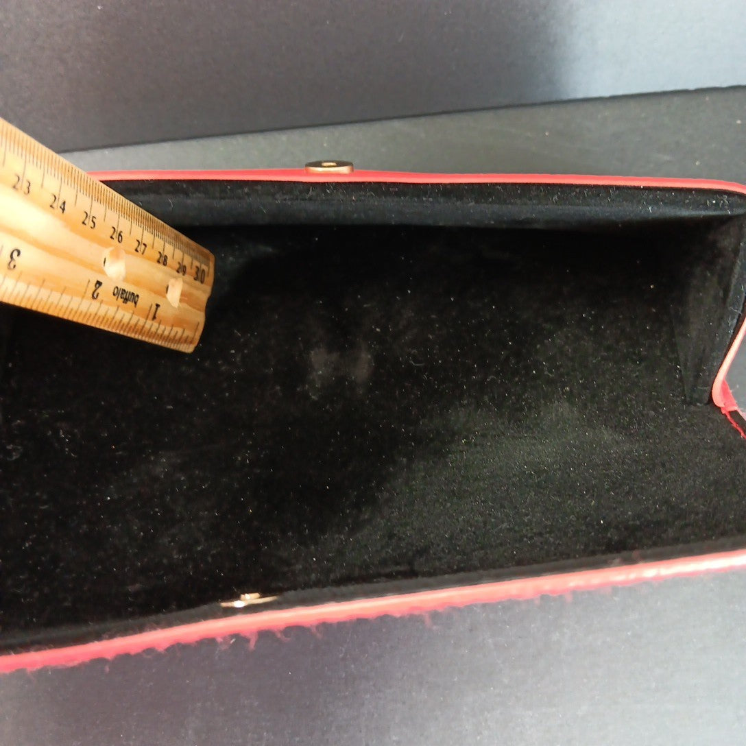 GUESS Red Case for Eyeglasses Sunglasses Faux Leather New Authentic