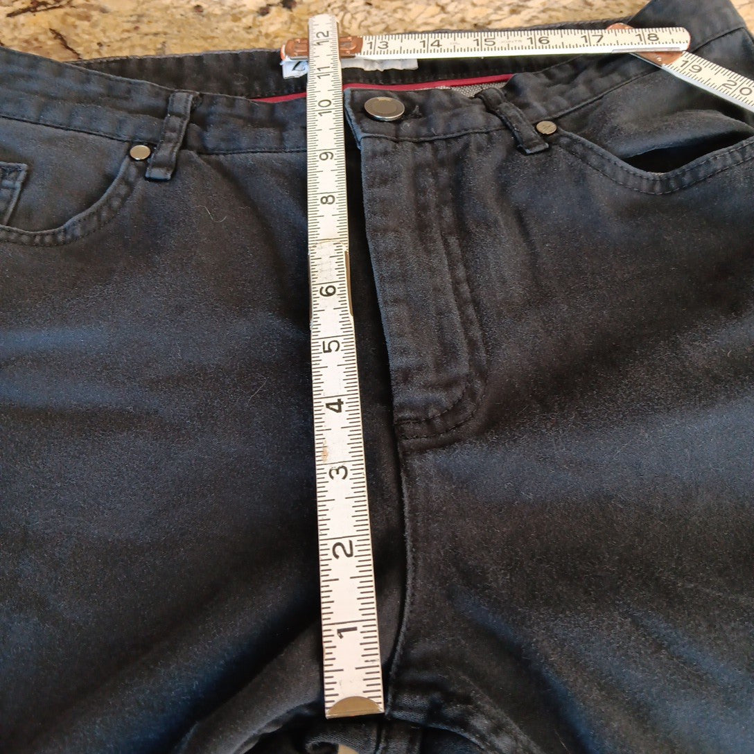 Size 32 X 31  Zara Black Skinny Mid Rise Jeans Women's Made In Turkey